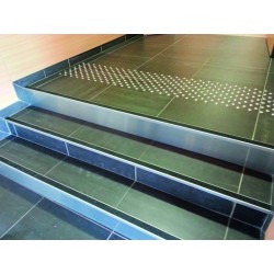 Plots podotactiles en aluminium
